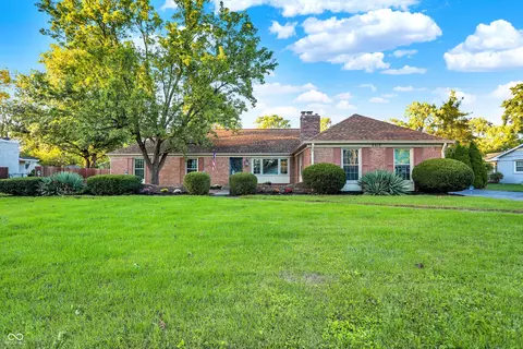 6618 Farmleigh Dr, Indianapolis, IN 46220