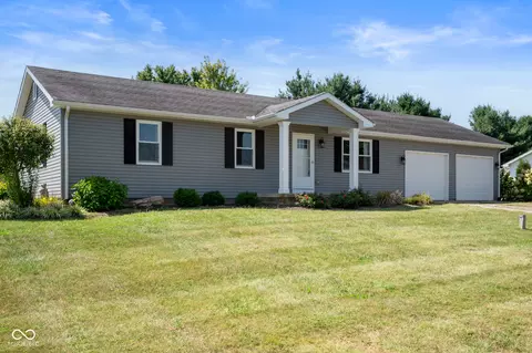 139 E Shay St, Connersville, IN 47331