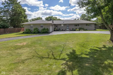 6349 Brokenhurst Rd, Indianapolis, IN 46220
