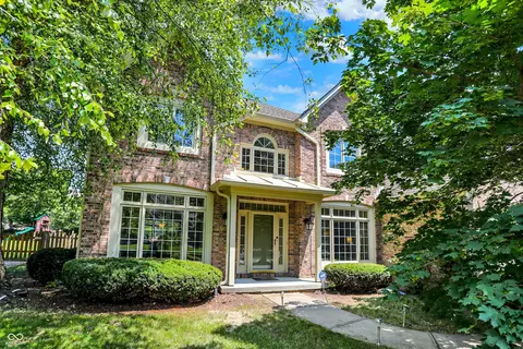 10243 Parkway Dr, Fishers, IN 46037