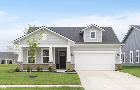 14899 Desert Orchid Dr, Westfield, IN 46074