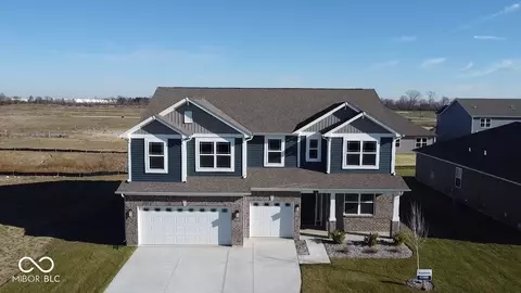91 Miller Dr, Whiteland, IN 46184