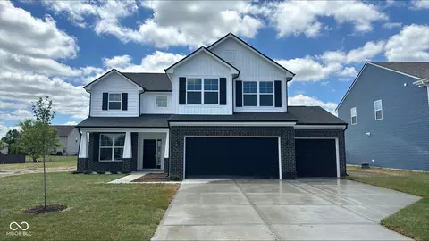 1045 Supernova Dr, Franklin, IN 46131