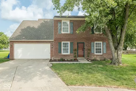 10405 Kira Ct, Indianapolis, IN 46236