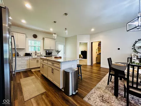Kitchen - 125 E Oak St, Roachdale, IN 46172 photo 4 of 14
