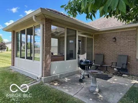5204 E Hyde Ct, Columbus, IN 47203 photo 27