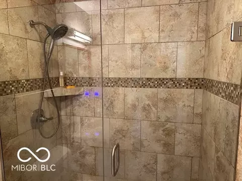 5204 E Hyde Ct, Columbus, IN 47203 photo 18