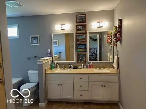 5204 E Hyde Ct, Columbus, IN 47203 photo 22
