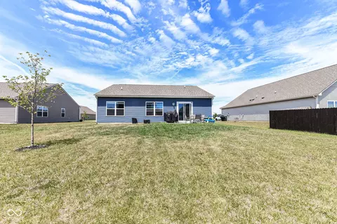 8082 Dewberry Ln, Pendleton, IN 46064 photo 47