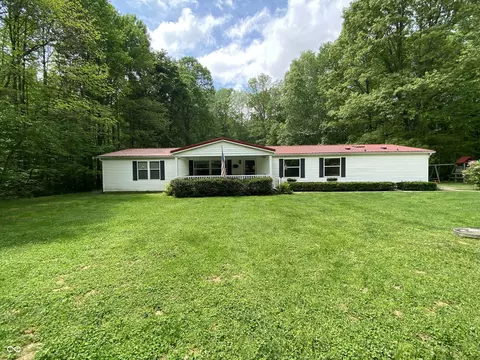 6858 N Stinson Rd, Morgantown, IN 46160