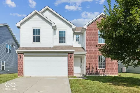 11748 Fawn Crest Dr, Indianapolis, IN 46235