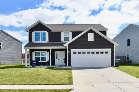 2565 Sun Gold Trl, Greenwood, IN 46143