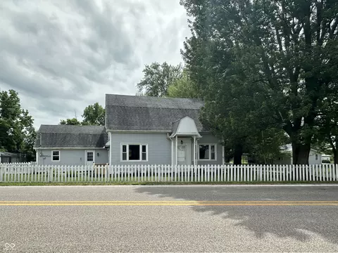 107 W Valley Dr, New Ross, IN 47968