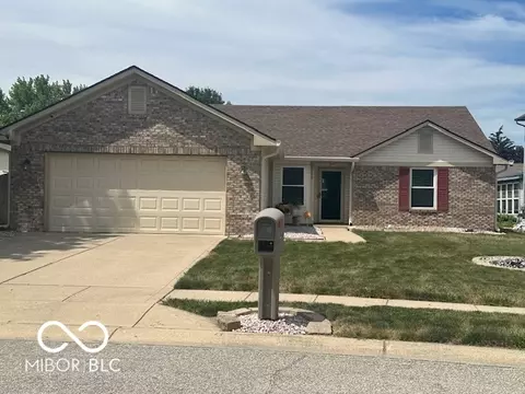 12988 Shandon Ln, Fishers, IN 46038