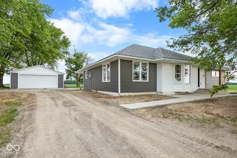 554 E County Road 800 N, Frankfort, IN 46041