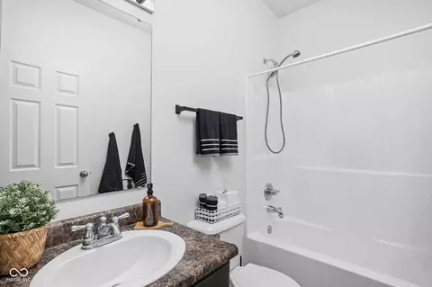 12458 Berry Patch Ln, Fishers, IN 46037 photo 18