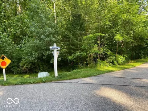 0 Fox Cross Dr, Martinsville, IN 46151