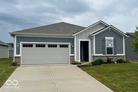 5771 Stetson Dr, Whitestown, IN 46075