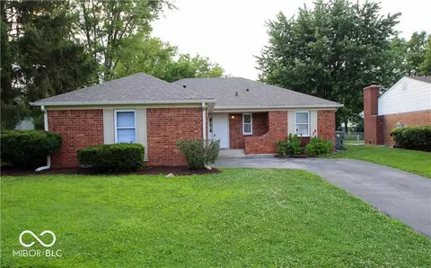 5330 Lunsford Cir, Indianapolis, IN 46237