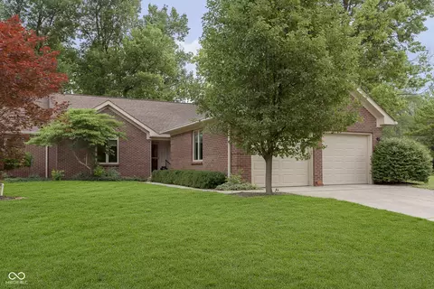 9111 W Point Dr, Indianapolis, IN 46268