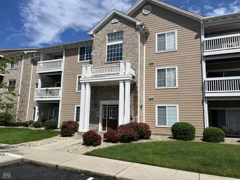 6517 Emerald Hill Ct #309, Indianapolis, IN 46237
