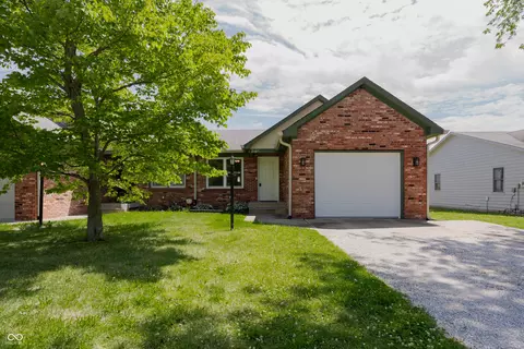 2187 Galaxy Dr, Franklin, IN 46131