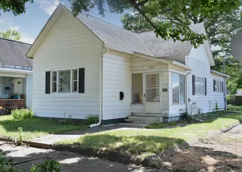 1203 S 17th St, Terre Haute, IN 47802