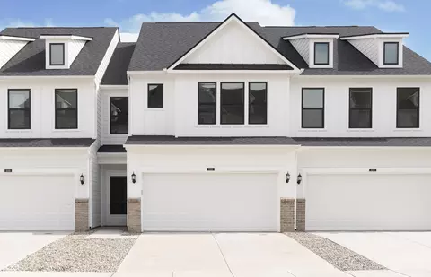 3251 Haflinger Dr, Zionsville, IN 46077