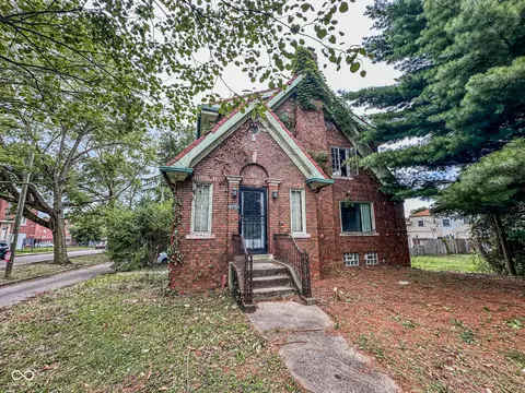 4711 E Washington St, Indianapolis, IN 46201