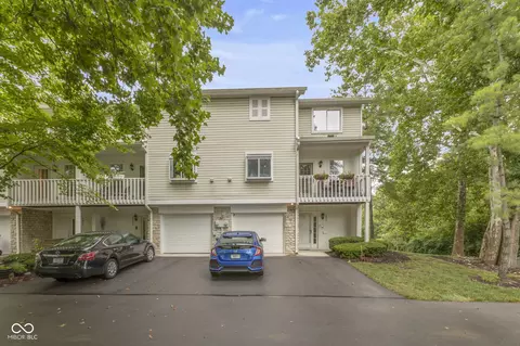 6621 Shore Island Dr, Indianapolis, IN 46220