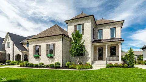 12184 Frenzel Pkwy, Carmel, IN 46032