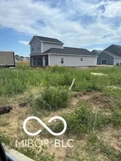 1443 Wigwam Ln, Martinsville, IN 46151