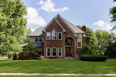 1435 Laurel Oak Dr, Avon, IN 46123