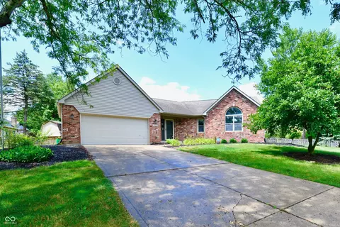 6990 Princess Ln, Avon, IN 46123