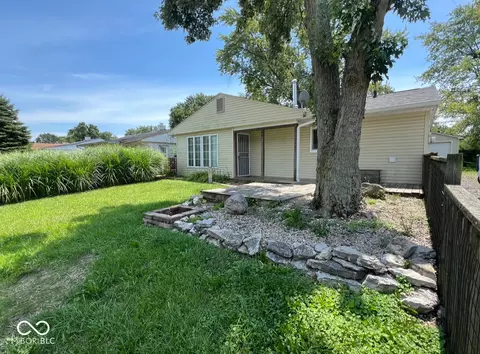 7331 Parkside Dr, Lawrence, IN 46226
