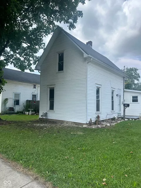 504 W 5th St, Anderson, IN 46016