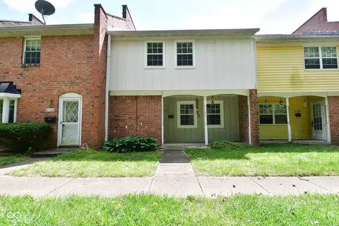 6428 Commons Dr, Indianapolis, IN 46254