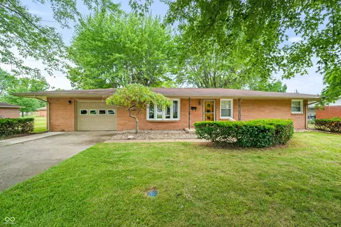 4124 River Rd, Columbus, IN 47203