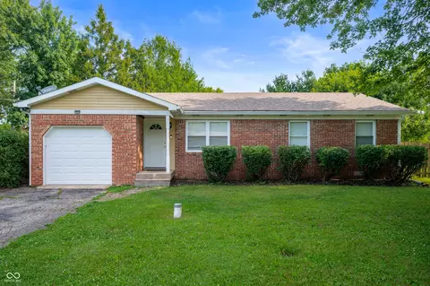 916 Highland Dr, Shelbyville, IN 46176