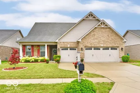 6160 Tree Fox Pl, Indianapolis, IN 46237