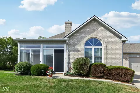 5941 Quail Run Dr, Indianapolis, IN 46237
