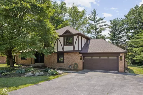 13868 Oak Ridge Rd, Carmel, IN 46032