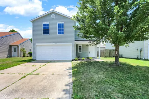 8435 Centenary Dr, Camby, IN 46113