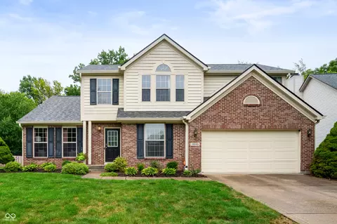 10985 Fairway Ridge Ln, Fishers, IN 46037