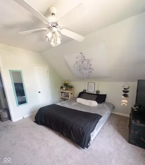 314 E High St, Pendleton, IN 46064 photo 14