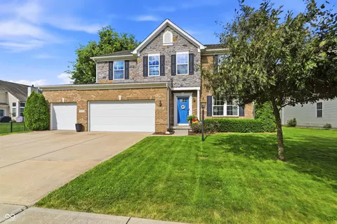 12116 Westmorland Dr, Fishers, IN 46037