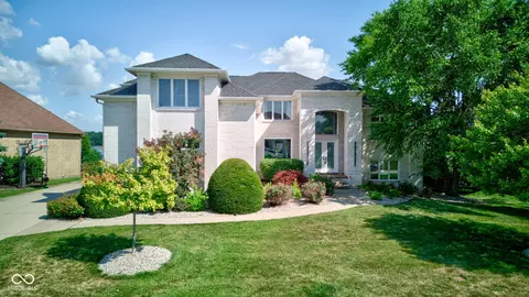 12950 Rocky Pointe Rd, Mccordsville, IN 46055