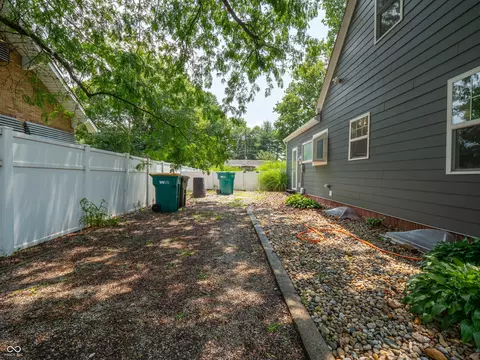 Exterior - 709 E Main St, Plainfield, IN 46168 photo 17 of 21