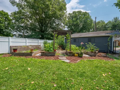 Exterior - 709 E Main St, Plainfield, IN 46168 photo 12 of 21