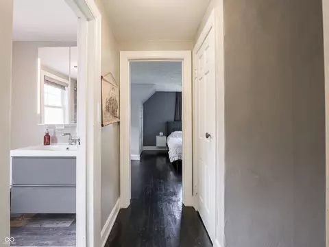 Entry Way - 709 E Main St, Plainfield, IN 46168 photo 5 of 5